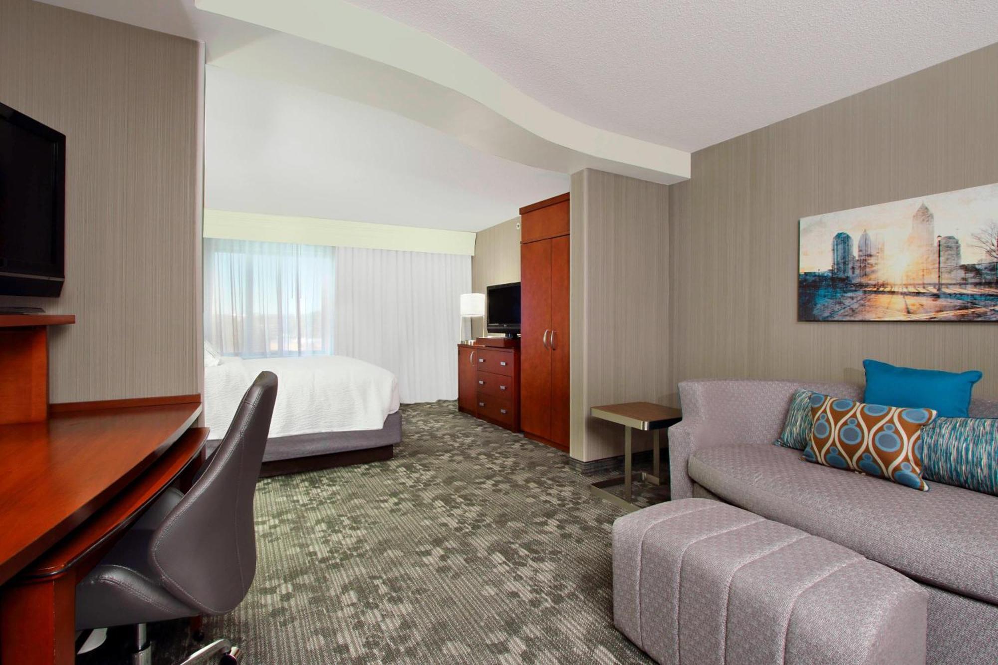 Courtyard Atlanta Airport West Hotel College Park Exterior photo